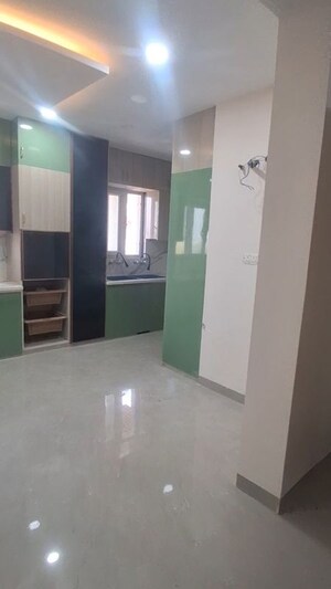 Room in 3 BHK Builder Floor at BPTP Parkland Pride, Sector 77 – for Rent