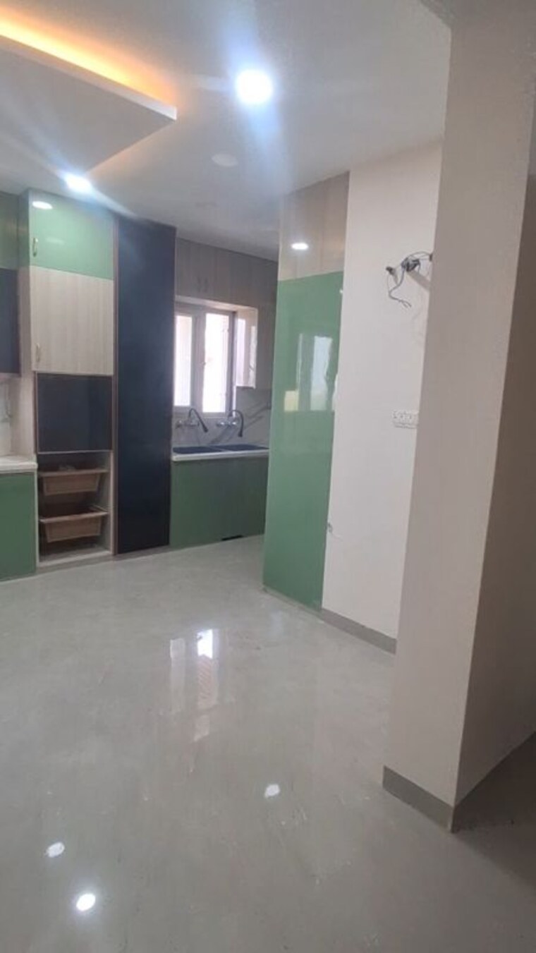 Room, bptp-parkland-pride 3 Bedroom 250 Sq.Yd. Builder Floor In Sector 77 Faridabad 10018823