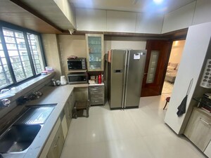 Kitchen in 6 BHK Apartment at Mystique Rose Apartment, Santacruz West – for Rent