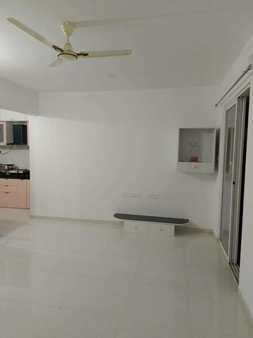 Room in 1 BHK Apartment at Anshul Shree Hans Garden, Dhanori – for Rent