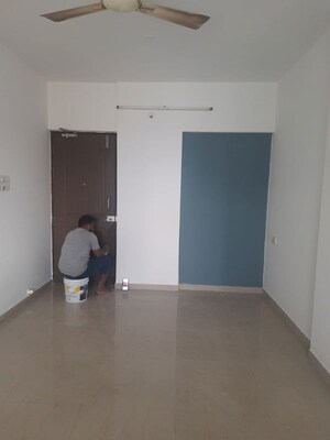 Room in 1 BHK Apartment at Anshul Shree Hans Garden, Dhanori – for Rent