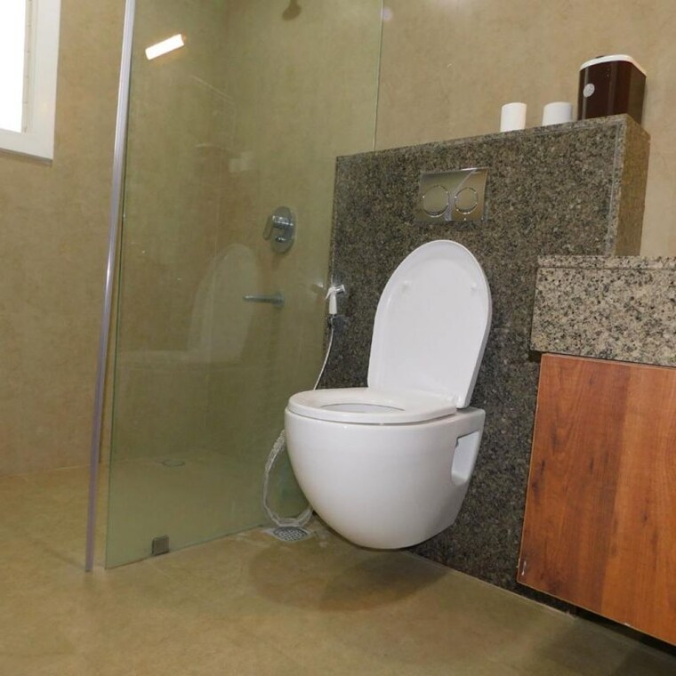 Bathroom, raj nagar extension 3 Bedroom 1345 Sq.Ft. Apartment In Raj Nagar Extension Ghaziabad 10019022