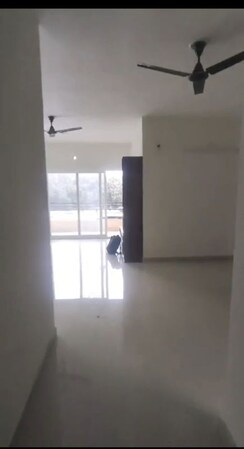 2 BHK Apartment For Rent in Pardos Okas Residency