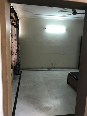 Room in 1 RK Villa at RWA Apartments Sector 72, Sector 72 – for Rent