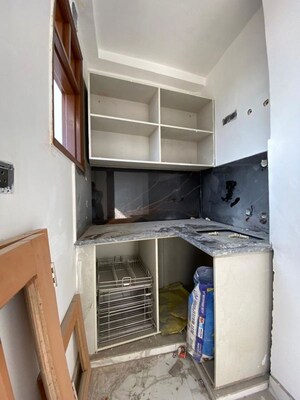 Furnished Amenities in 1 RK Builder Floor at Saket – for Rent