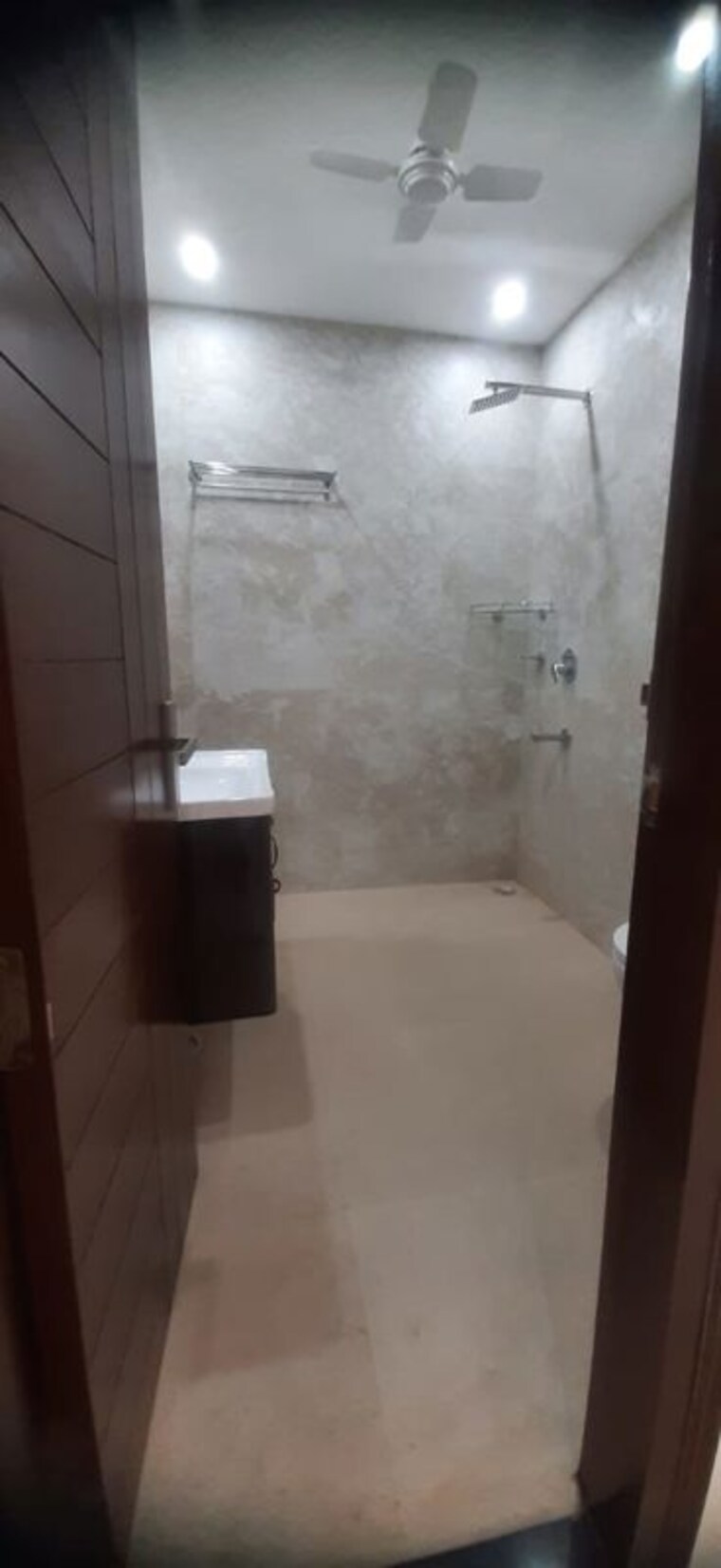 Master Bedroom, vasant vihar 4 Bedroom 400 Sq.Yd. Apartment In Vasant Vihar Delhi 10019176