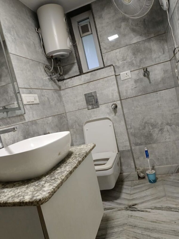 Bathroom, ip extension 3 Bedroom 1302 Sq.Ft. Apartment In Ip Extension Delhi 10019119