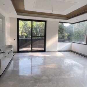 Room in 4 BHK Builder Floor at New Rajinder Nagar – for Sale