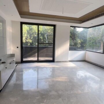 Room in 4 BHK Builder Floor at New Rajinder Nagar – for Sale