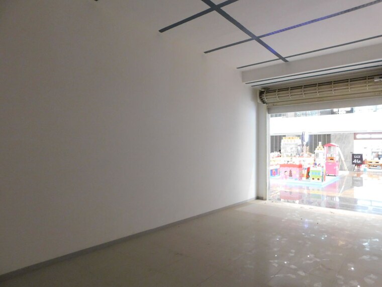 Room, nyati-enthral Commercial Shop 400 Sq.Ft. In Kharadi Pune 10019172