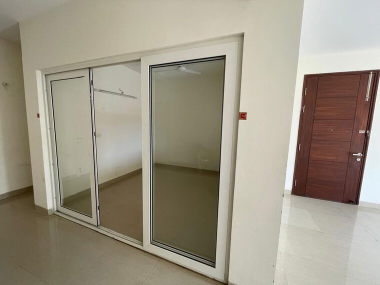 Room, emaar-emerald-floors-premier 4 Bedroom 1975 Sq.Ft. Apartment In Sector 65 Gurgaon 10019207