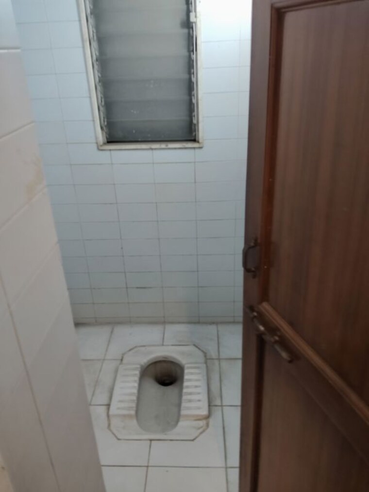 Bathroom, bhayandar west 2 Bedroom 1000 Sq.Ft. Apartment In Bhayandar West Thane 10019217