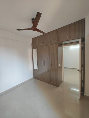 2 BHK Apartment For Rent in Shree Vardhman Green Court, Sector 90