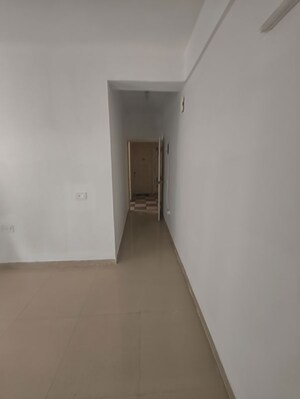 Furnished Amenities in 2 BHK Apartment at Shree Vardhman Green Court, Sector 90 – for Rent