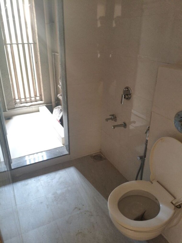 Bathroom, rosa-elite 1 Bedroom 400 Sq.Ft. Apartment In Bhayandarpada Thane 10019219
