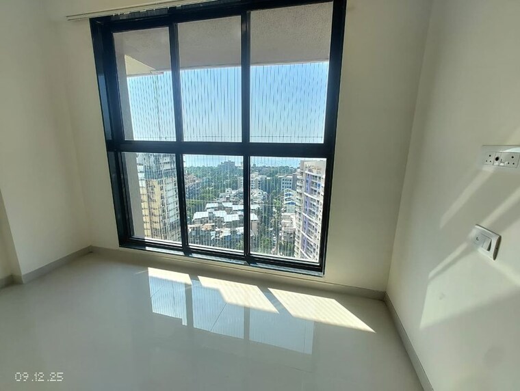 Room, versova 3 Bedroom 1000 Sq.Ft. Apartment In Versova Mumbai 10019227