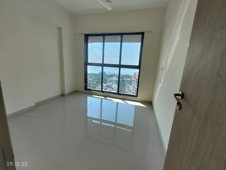 Room, versova 3 Bedroom 1000 Sq.Ft. Apartment In Versova Mumbai 10019227