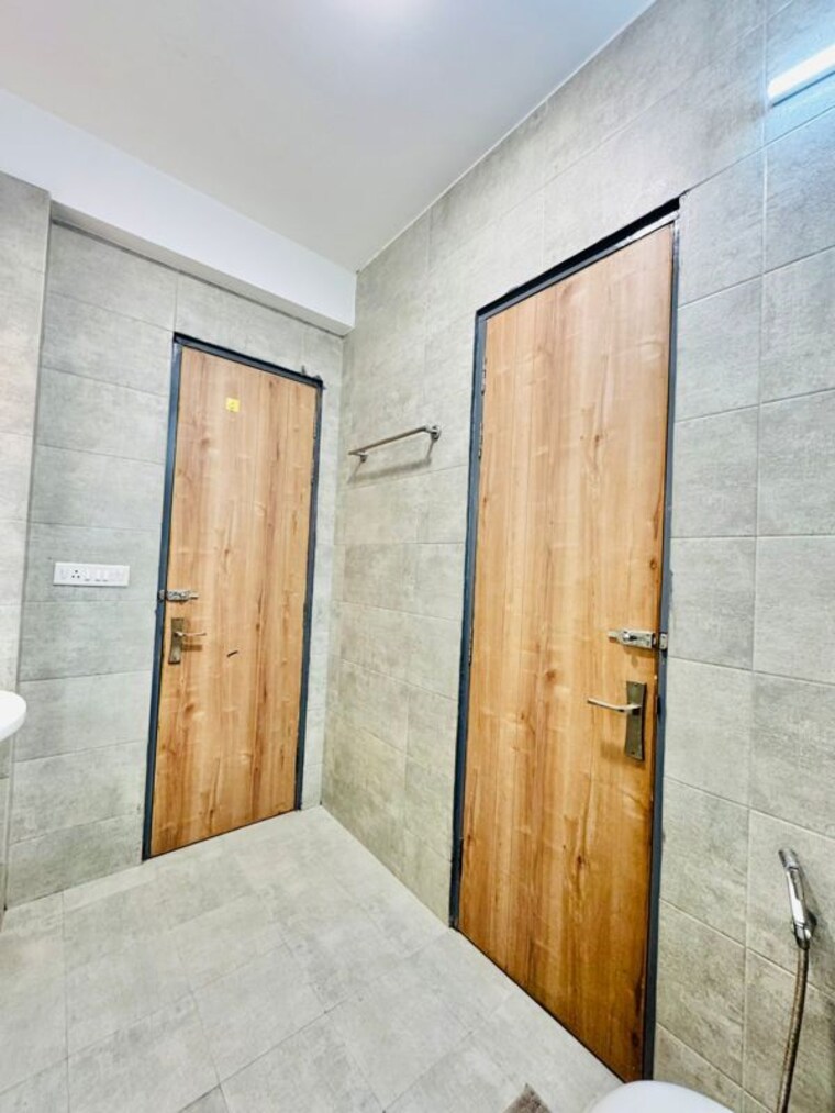 undefined, dwarka 3 Bedroom 2000 Sq.Ft. Apartment In Dwarka Delhi 10018150