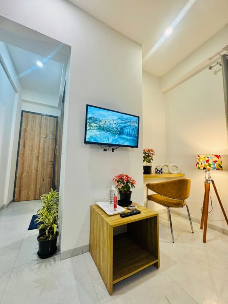 Living Room, dwarka 3 Bedroom 2000 Sq.Ft. Apartment In Dwarka Delhi 10018150