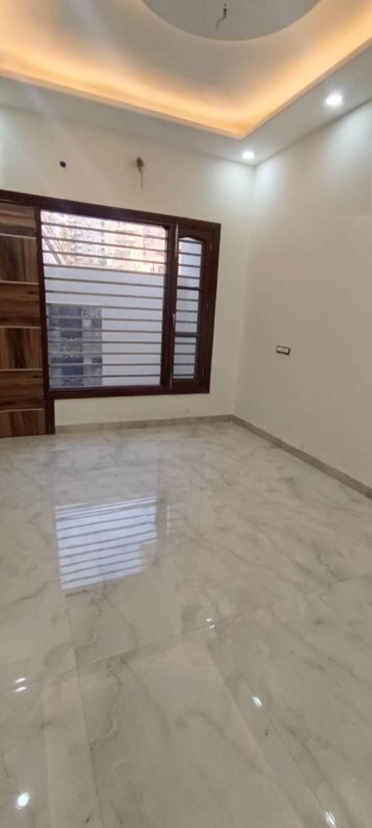 Room, ambala highway 3 Bedroom 100 Sq.Yd. Builder Floor In Ambala Highway Zirakpur 10019232
