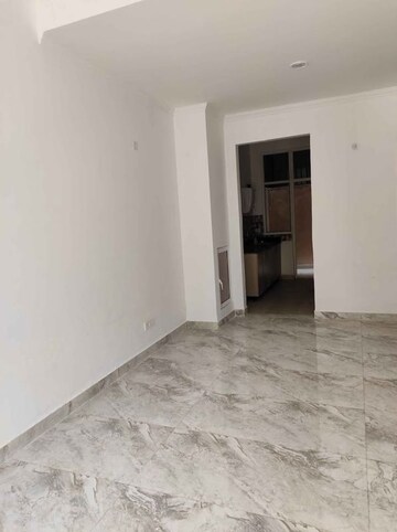 Room in 3.5 BHK Villa at Amrapali Leisure Valley – for Sale