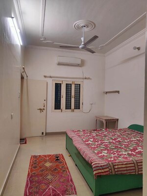 Bedroom in 2 BHK Builder Floor at Ashiyana – for Rent