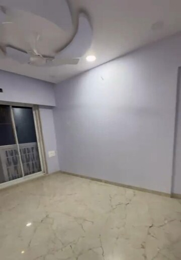 Room in 3 BHK Apartment at Hiranandani Highland, Powai – for Rent