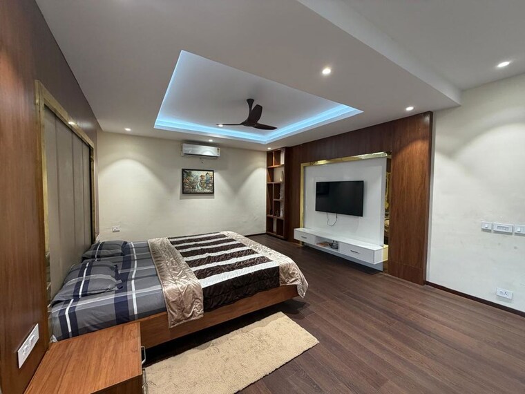 Master Bedroom, chaithanya-sharan 5 Bedroom 7830 Sq.Ft. Villa In Varthur Bangalore 10019434