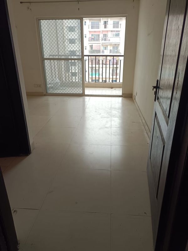 2 BHK 930 Sq.Ft. Apartment in Aims Golf Avenue II