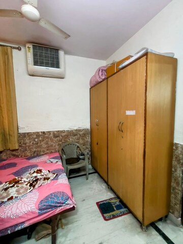 Bedroom in 2 BHK Builder Floor at Chattarpur – for Rent