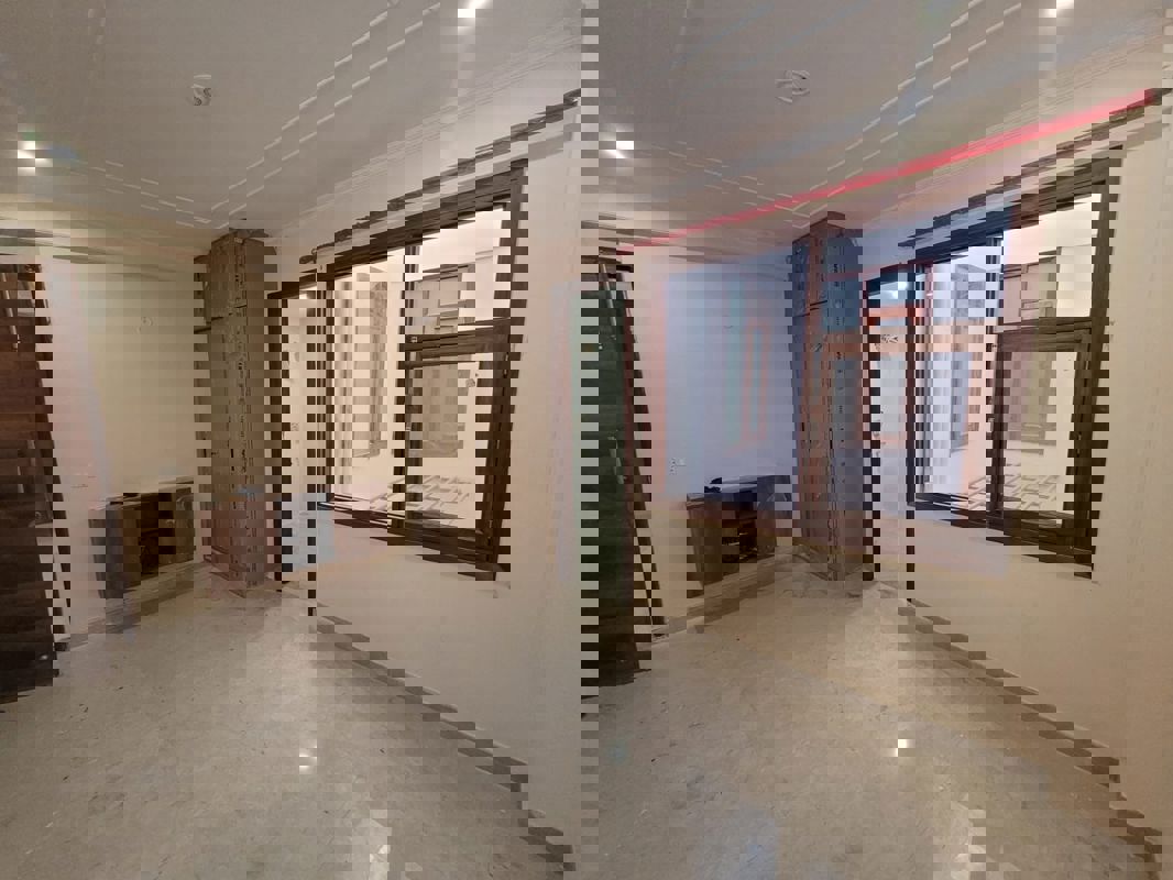 4 BHK 360 Sq.Yd. Builder Floor in Ansal Plaza Gurgaon