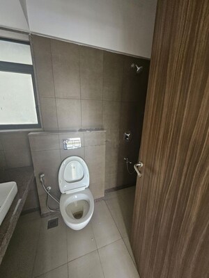 Bathroom in 3 BHK Apartment at LnT Veridian, Powai – for Rent