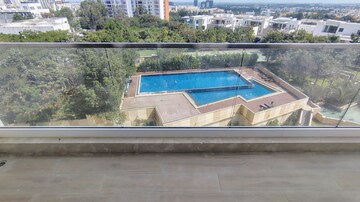Swimming Pool in 4 BHK Apartment at Prestige White Meadows, Whitefield – for Rent