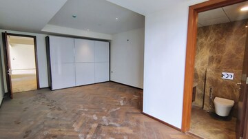 Room in 4 BHK Apartment at Prestige White Meadows, Whitefield – for Rent