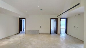 Room in 4 BHK Apartment at Prestige White Meadows, Whitefield – for Rent