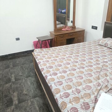 Bedroom in 3 BHK Independent House at RWA Apartments Sector 41, Sector 41 – for Rent