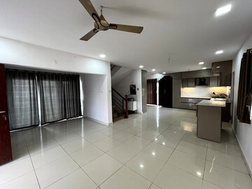 3.5 BHK Villa For Rent in Mokila