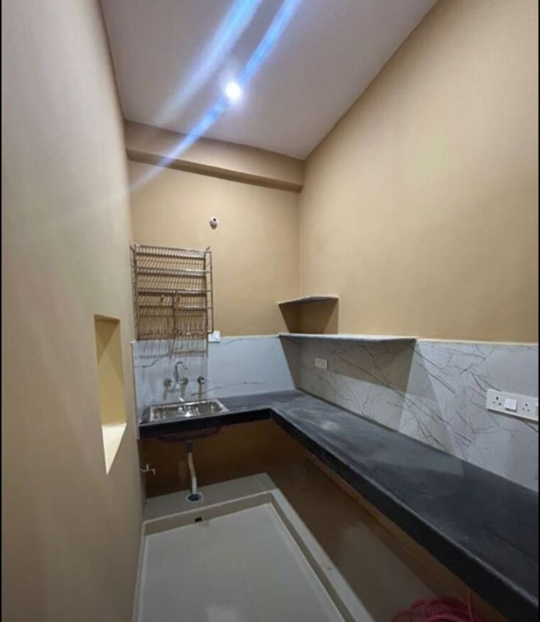 Kitchen, gomti nagar 3 Bedroom 1600 Sq.Ft. Apartment In Gomti Nagar Lucknow 10019800