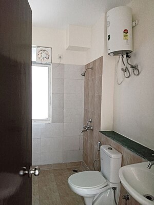 Master Bedroom in 2 BHK Apartment at Jaypee Kensington Park Plot, Sector 133 – for Rent