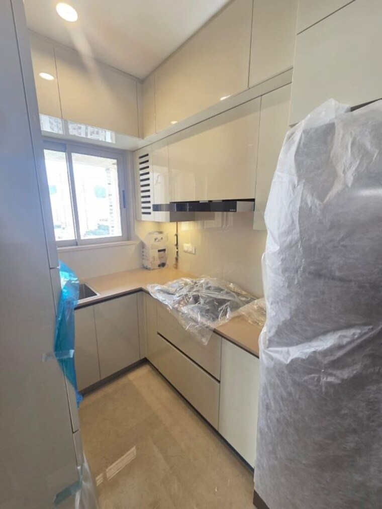 Kitchen, hiranandani-highland 2 Bedroom 800 Sq.Ft. Apartment In Powai Mumbai 10019681