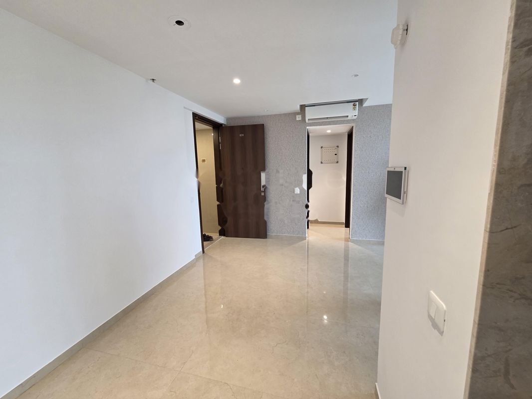 2 BHK Apartment For Rent in Hiranandani Highland
