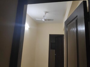Room in 4 BHK Apartment at Logix Blossom County, Sector 137 – for Rent