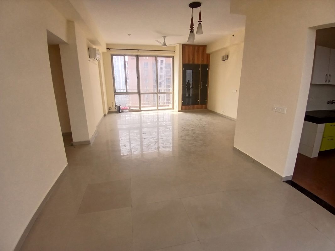 2 BHK + Pooja Room Apartment For Rent in DLF Regency Park I