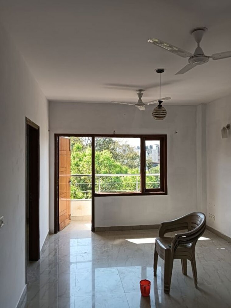 Living Room, chittaranjan park 2 Bedroom 1125 Sq.Ft. Builder Floor In Chittaranjan Park Delhi 10019983