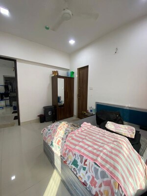 Bedroom in 2 BHK Apartment at A And O F Residences Malad, Malad East – for Rent