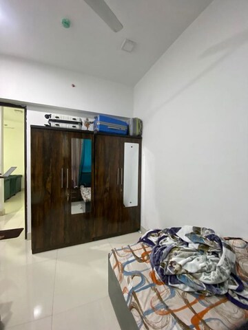 Bedroom in 2 BHK Apartment at A And O F Residences Malad, Malad East – for Rent