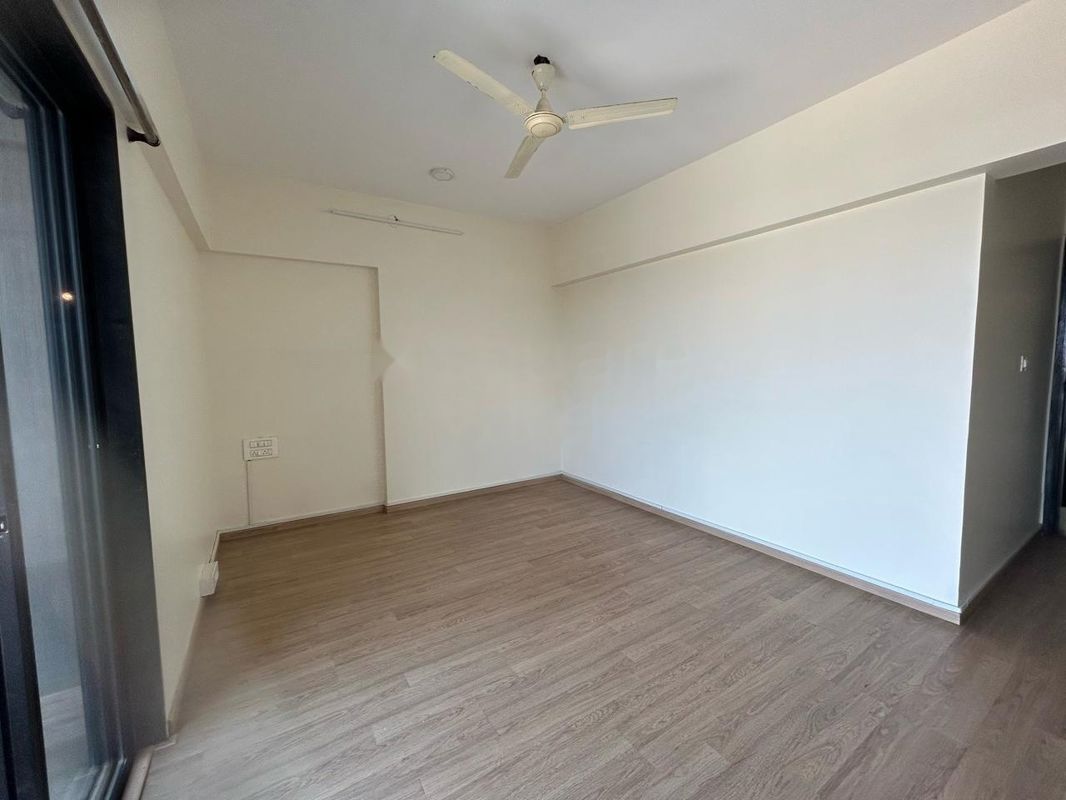 2 BHK 712 Sq.Ft. Apartment in Hubtown Hillcrest