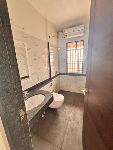 Master Bedroom in 1 BHK Apartment at K Raheja Raheja Residency, Malad East – for Rent