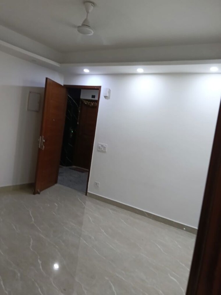 Room, neb sarai 2 Bedroom 900 Sq.Ft. Builder Floor In Neb Sarai Delhi 10020153