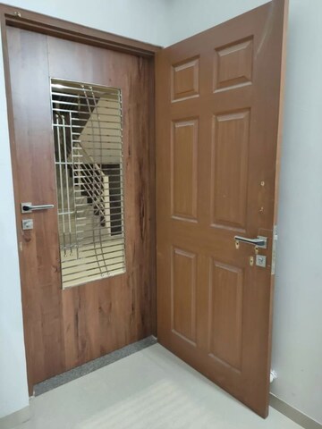 2 BHK Apartment – Entrance View at  Deep Indraprastha Homes, Makarba - for Rent